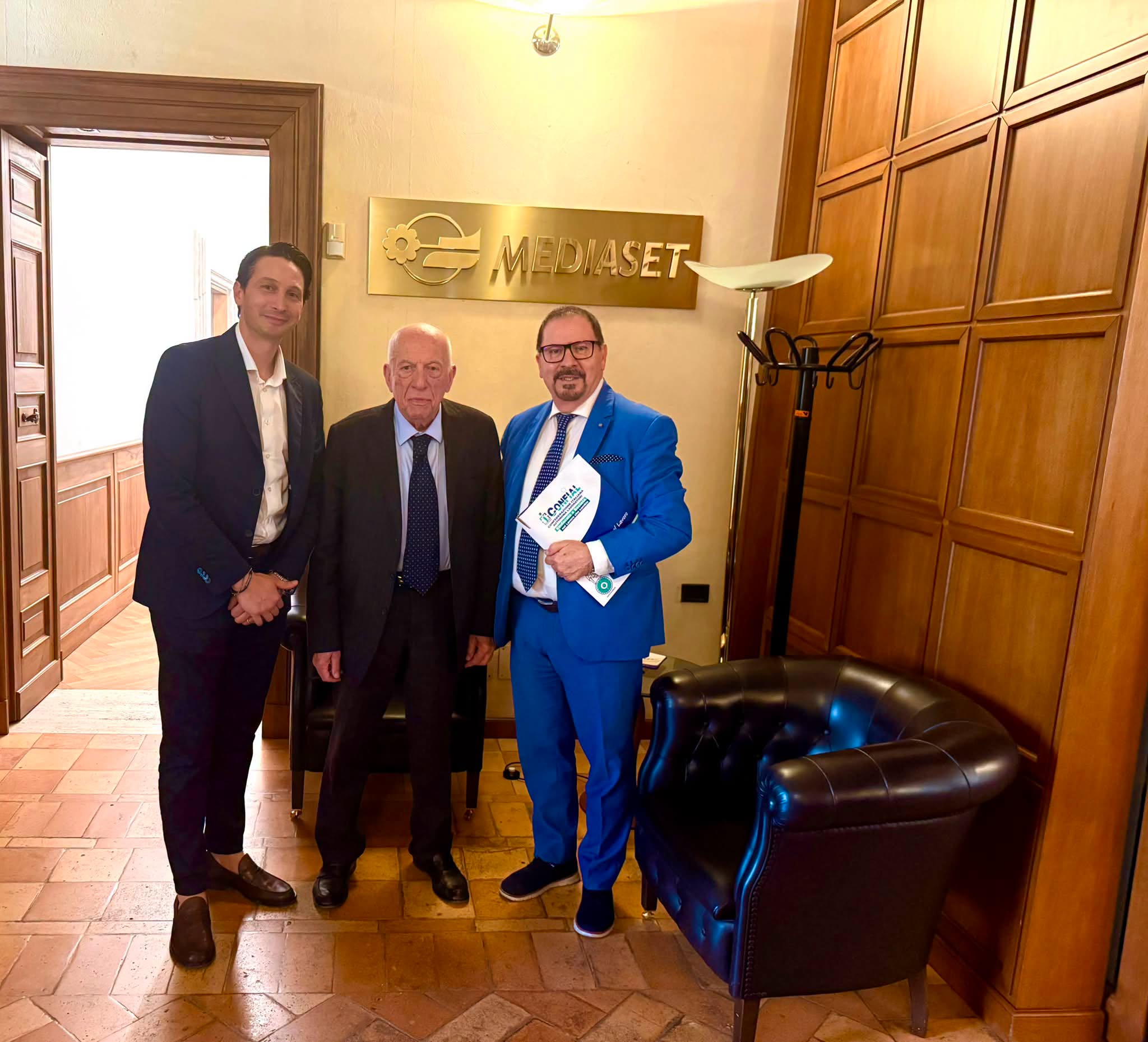 Pluralismo dell'informazione: la delegazione CONF.I.A.L. con il Presidente Mediaset Fedele Confalonieri